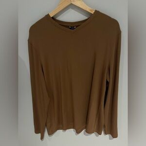 Men’s nwt kit and ace brown upgraded brushed long sleeve v-neck